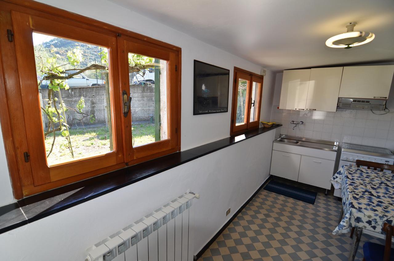 Lobster Cottage Apartment Леванто Экстерьер фото